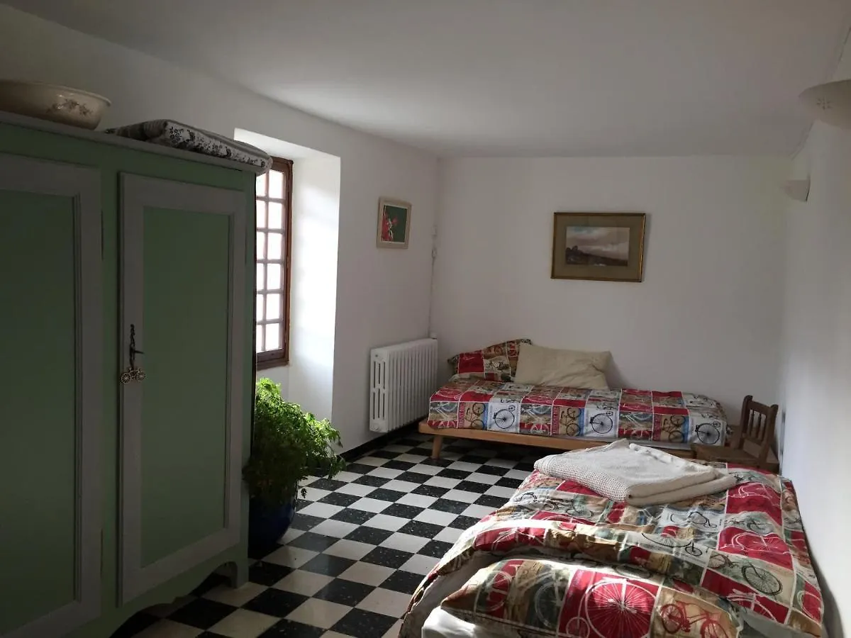 Serre Des Ormes - Cycling, Walking & Running Retreat Salerans Bed & Breakfast